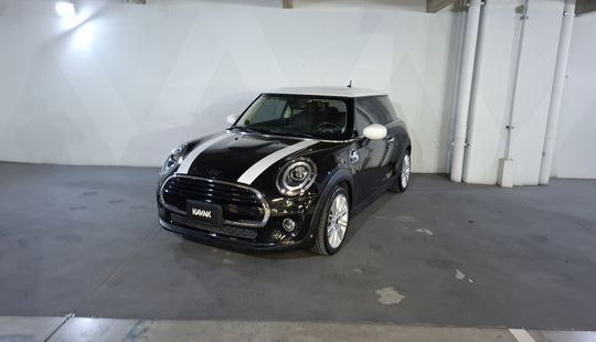 Mini • Cooper
