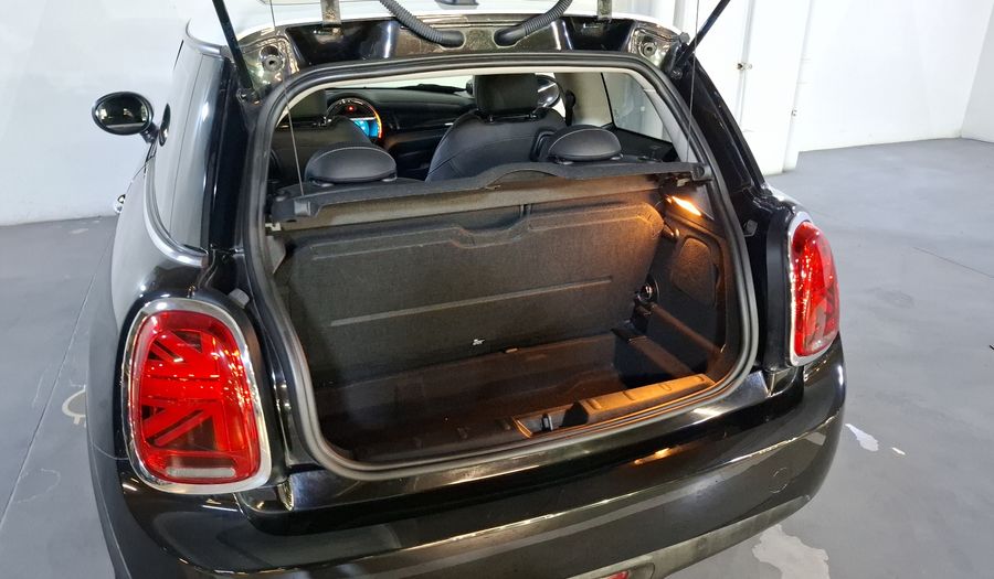 Mini Cooper 1.5 COOPER PEPPER DCT Hatchback 2021