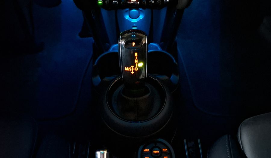 Mini Cooper 1.5 COOPER PEPPER DCT Hatchback 2021