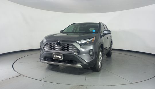 Toyota • RAV4