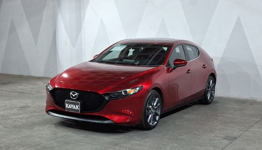 Mazda • Mazda 3