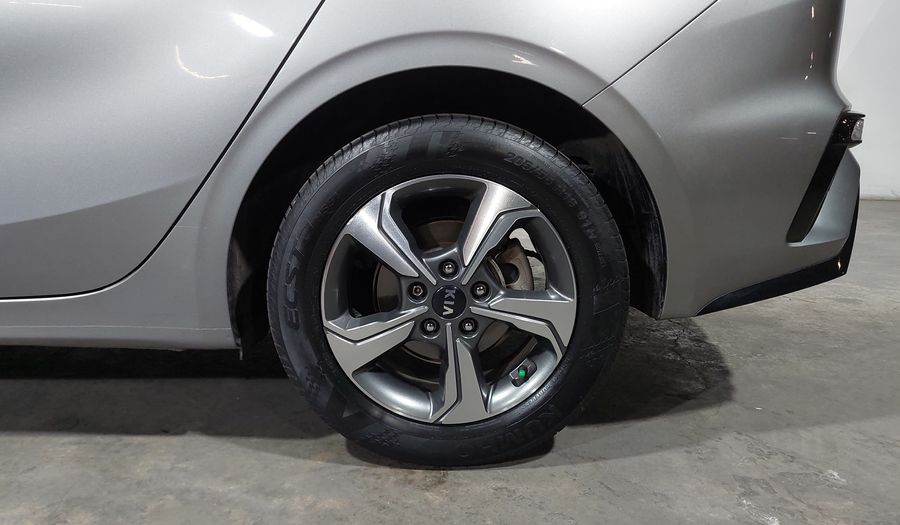 Kia Forte 2.0 EX Hatchback 2021