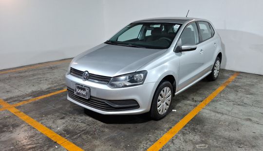 Volkswagen • Polo