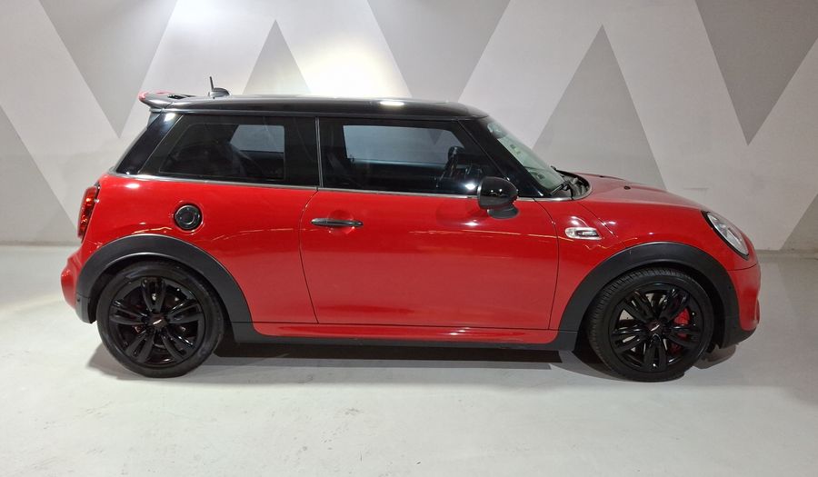 Mini John Cooper Works 2.0 JOHN COOPER WORKS HOT CHILI AT Hatchback 2018