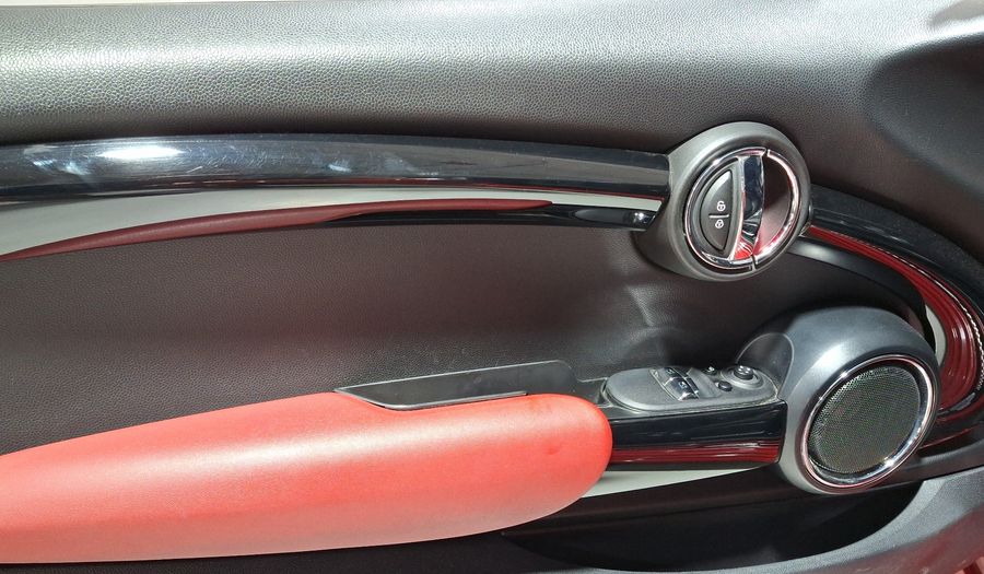 Mini John Cooper Works 2.0 JOHN COOPER WORKS HOT CHILI AT Hatchback 2018