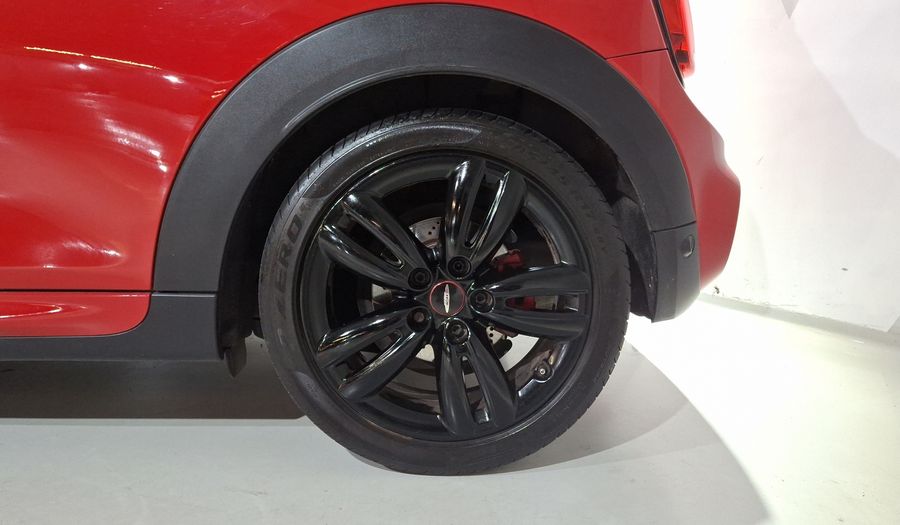 Mini John Cooper Works 2.0 JOHN COOPER WORKS HOT CHILI AT Hatchback 2018