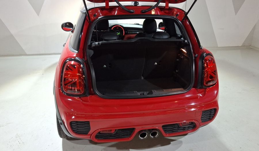 Mini John Cooper Works 2.0 JOHN COOPER WORKS HOT CHILI AT Hatchback 2018