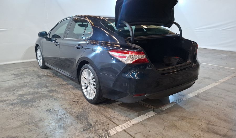 Toyota Camry 2.5 XLE NAVI AUTO Sedan 2020