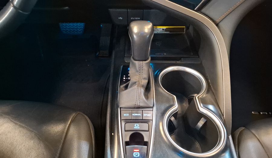 Toyota Camry 2.5 XLE NAVI AUTO Sedan 2020