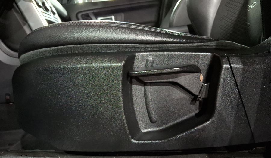 Land Rover Discovery Sport 2.0 PURE AT 4WD Suv 2016