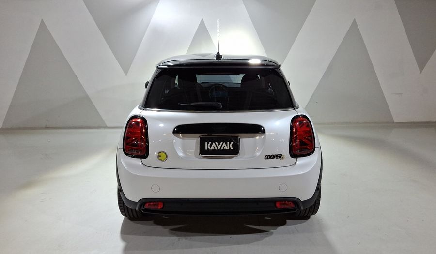 Mini Cooper BEV 33KWH COOPER SE ICONIC AUTO Hatchback 2024