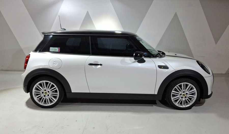 Mini Cooper BEV 33KWH COOPER SE ICONIC AUTO Hatchback 2024