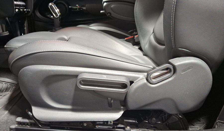 Mini Cooper BEV 33KWH COOPER SE ICONIC AUTO Hatchback 2024