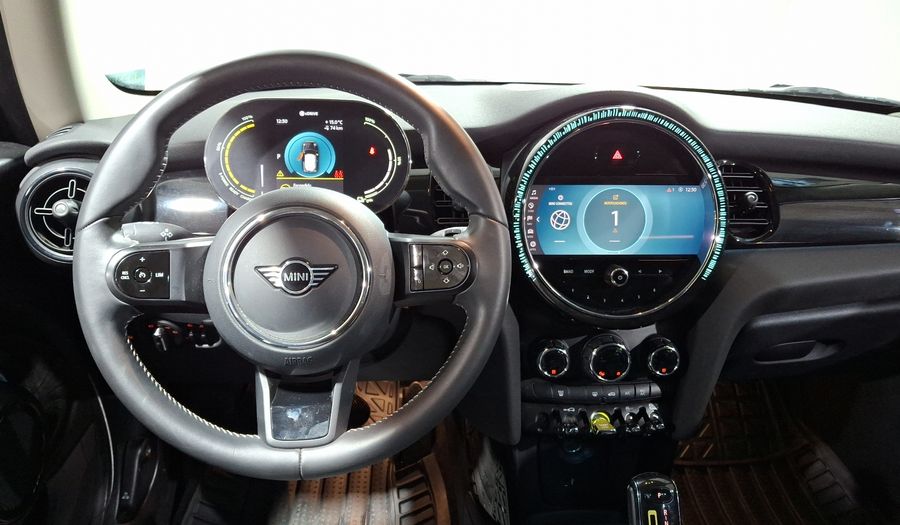 Mini Cooper BEV 33KWH COOPER SE ICONIC AUTO Hatchback 2024