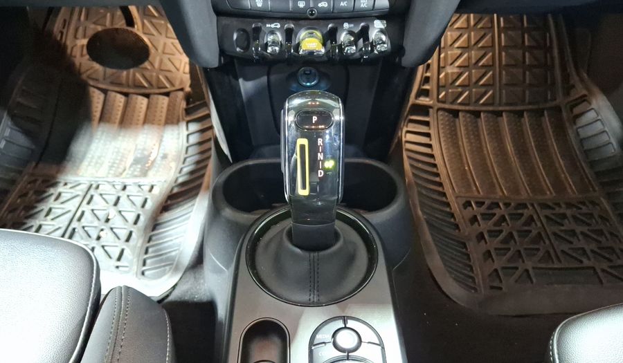 Mini Cooper BEV 33KWH COOPER SE ICONIC AUTO Hatchback 2024