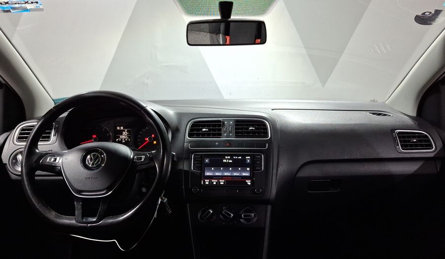 Volkswagen Polo 1.6 DESIGN & SOUND Hatchback 2020