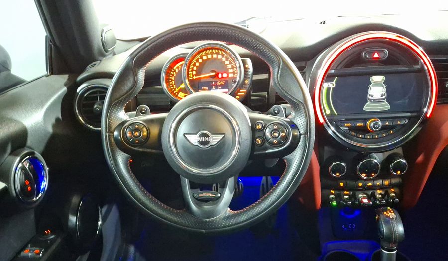 Mini Cooper S 2.0 COOPER HOT CHILI AT Hatchback 2017