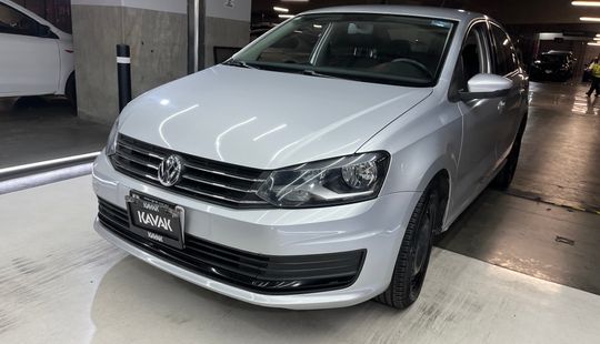 Volkswagen • Vento