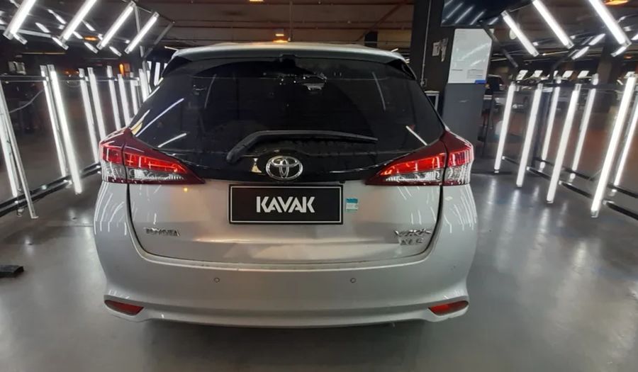 Toyota Yaris 1.5 XLS Hatchback 2022