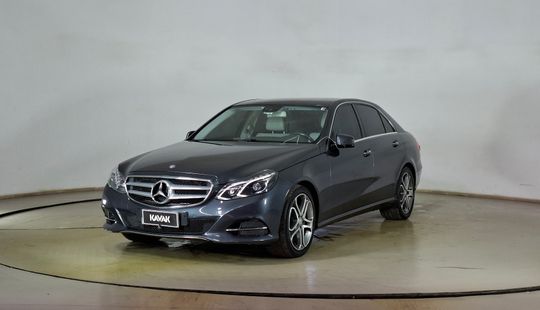 Mercedes Benz • Clase E