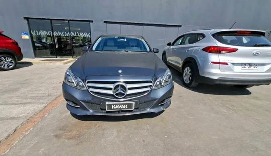 Mercedes Benz • Clase E