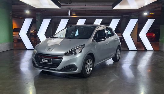Peugeot • 208