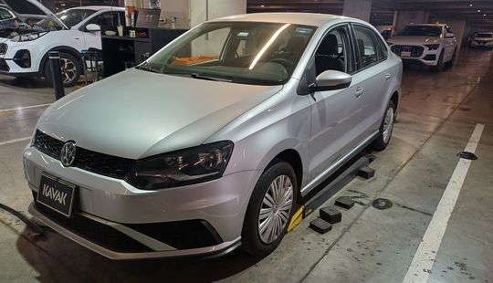 Volkswagen • Vento