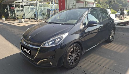 Peugeot • 208