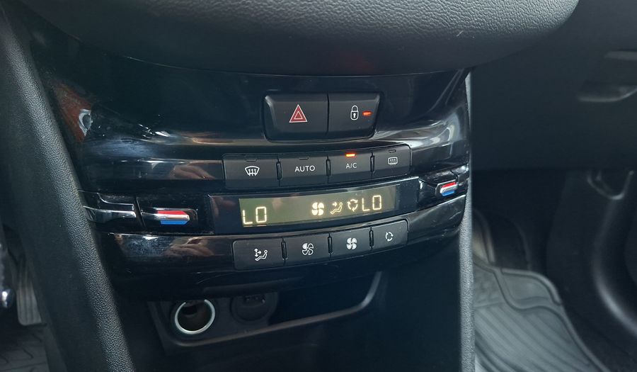 Peugeot 208 1.6 BLUEHDI 100 HP ACTIVE Hatchback 2019