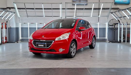 Peugeot • 208