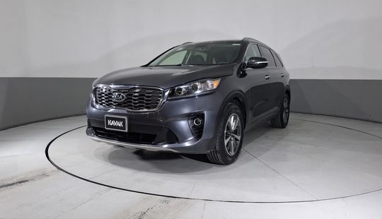 Kia • Sorento