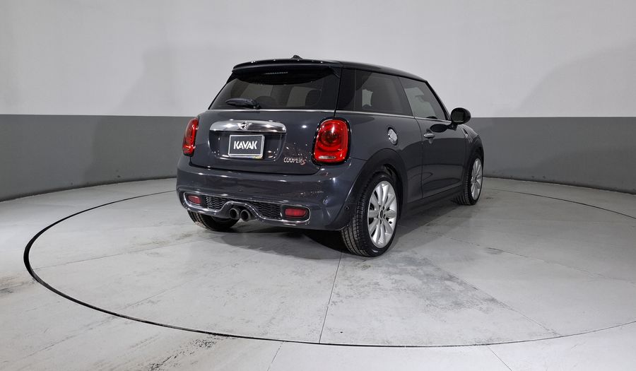 Mini Cooper S 2.0 COOPER CHILI AUTO Hatchback 2018