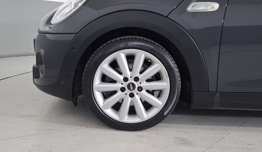 Mini Cooper S 2.0 COOPER CHILI AUTO Hatchback 2018