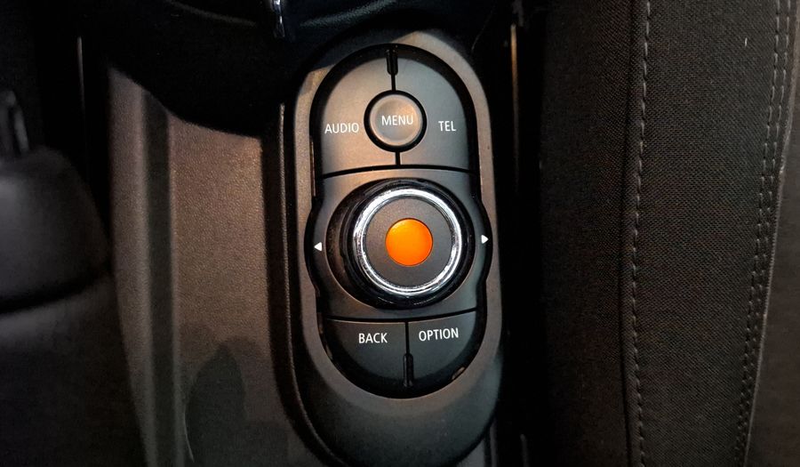 Mini Cooper S 2.0 COOPER CHILI AUTO Hatchback 2018