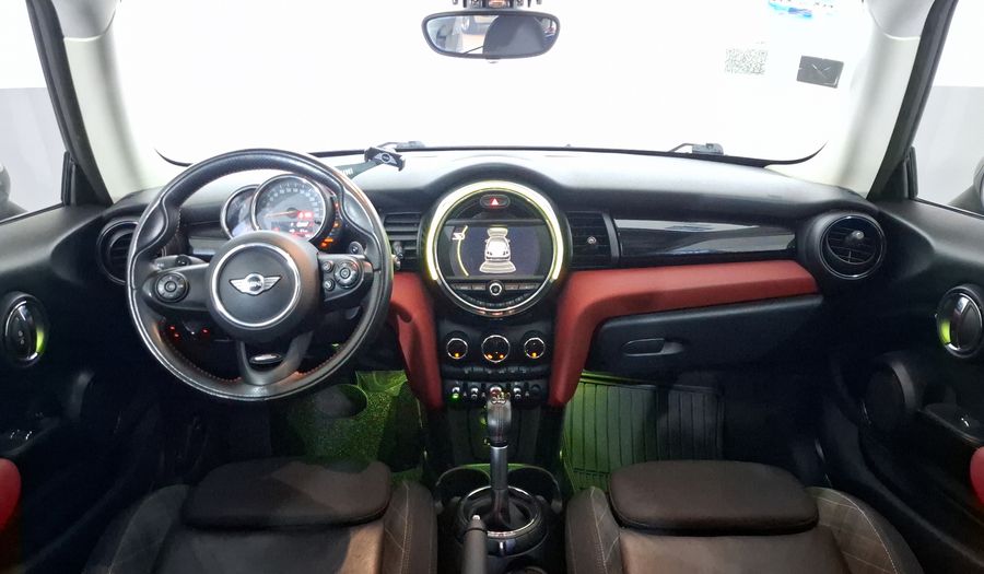 Mini Cooper S 2.0 COOPER CHILI AUTO Hatchback 2018