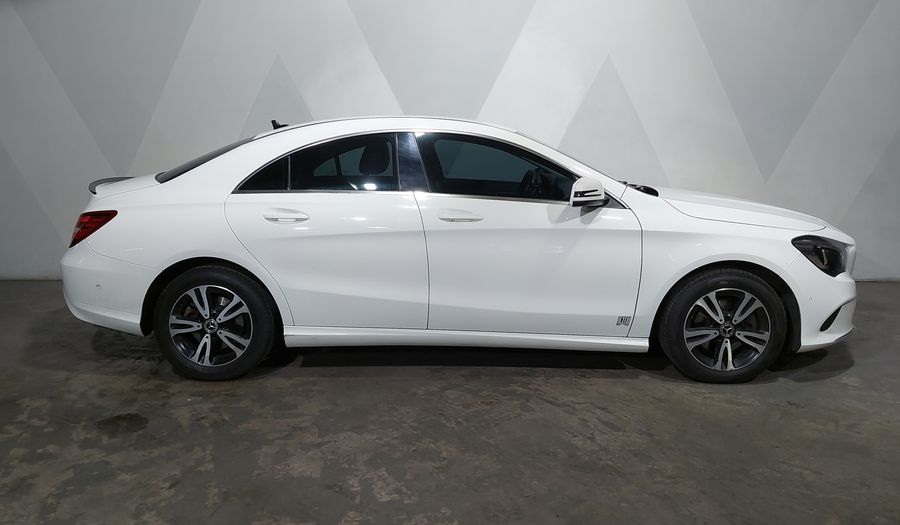 Mercedes Benz Clase Cla 1.6 CLA 200 DCT Coupe 2019