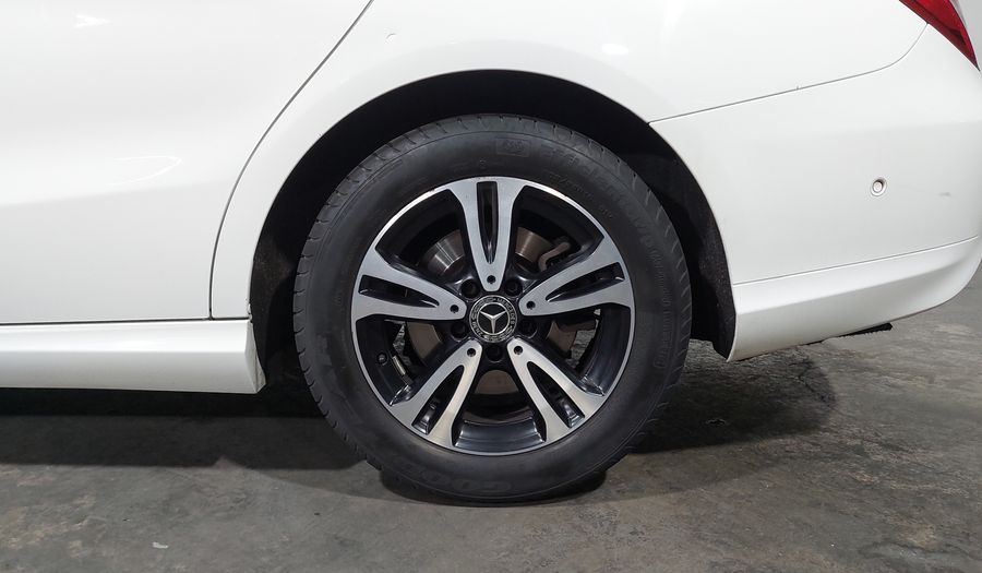 Mercedes Benz Clase Cla 1.6 CLA 200 DCT Coupe 2019