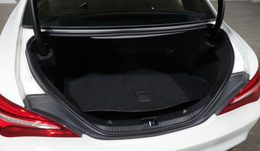 Mercedes Benz Clase Cla 1.6 CLA 200 DCT Coupe 2019