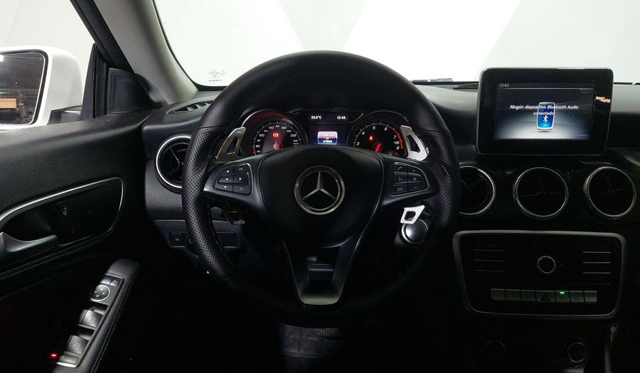 Mercedes Benz Clase Cla 1.6 CLA 200 DCT Coupe 2019