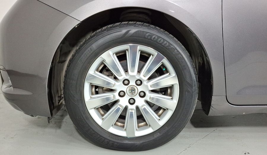 Toyota Sienna 3.5 LIMITED AT Minivan 2017