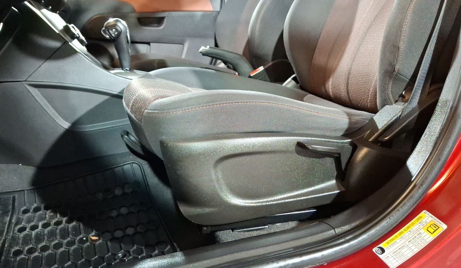 Chevrolet Sonic 1.6 AT F LTZ Sedan 2015