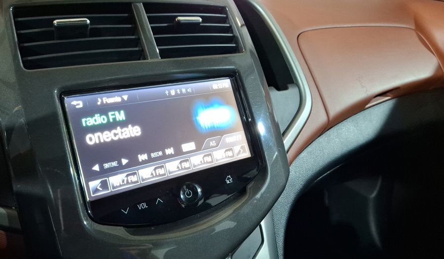 Chevrolet Sonic 1.6 AT F LTZ Sedan 2015