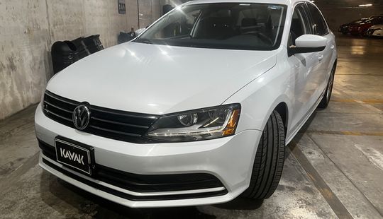 Volkswagen • Jetta