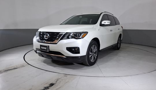 Nissan • Pathfinder