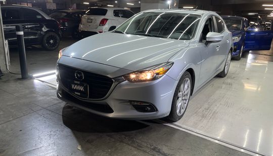 Mazda • Mazda 3