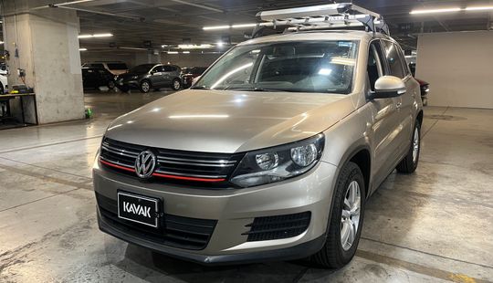 Volkswagen • Tiguan