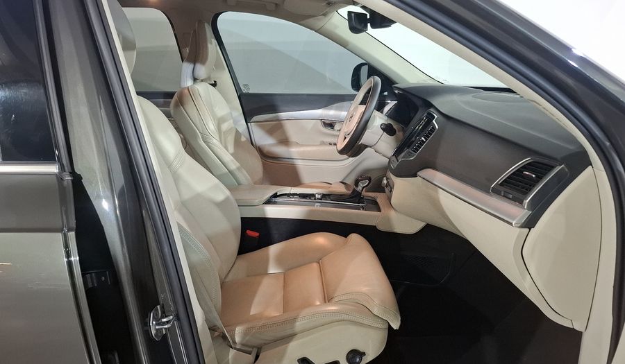 Volvo Xc90 2.0 T6 MOMENTUM AUTO 4WD Suv 2020