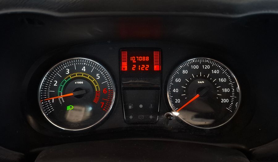 Renault Clio 1.1 CONFORT Hatchback 2014