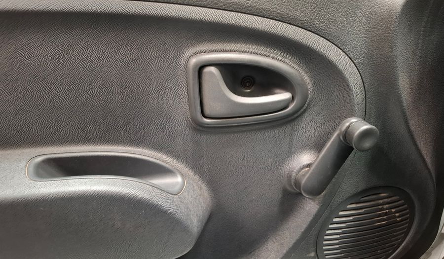 Renault Clio 1.1 CONFORT Hatchback 2014