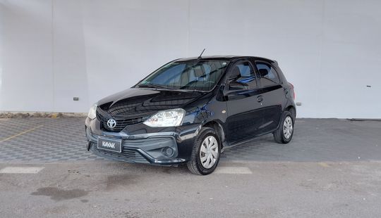 Toyota • Etios